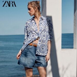 Zara White and Blue Embroidered Eyelet Button Down Shirt XS
